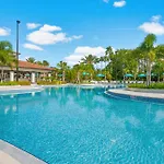 5000 Cayview Avenue 304