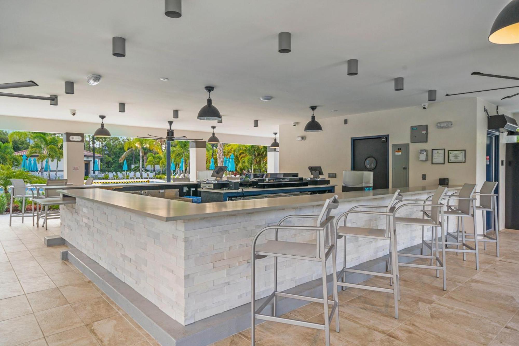 Apartamento 5000 Cayview Avenue 304 *